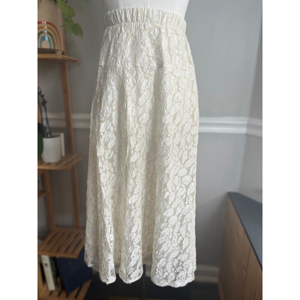 Vintage 90s Lace Skirt Knee Length White Gold Size Small - Picture 2 of 6